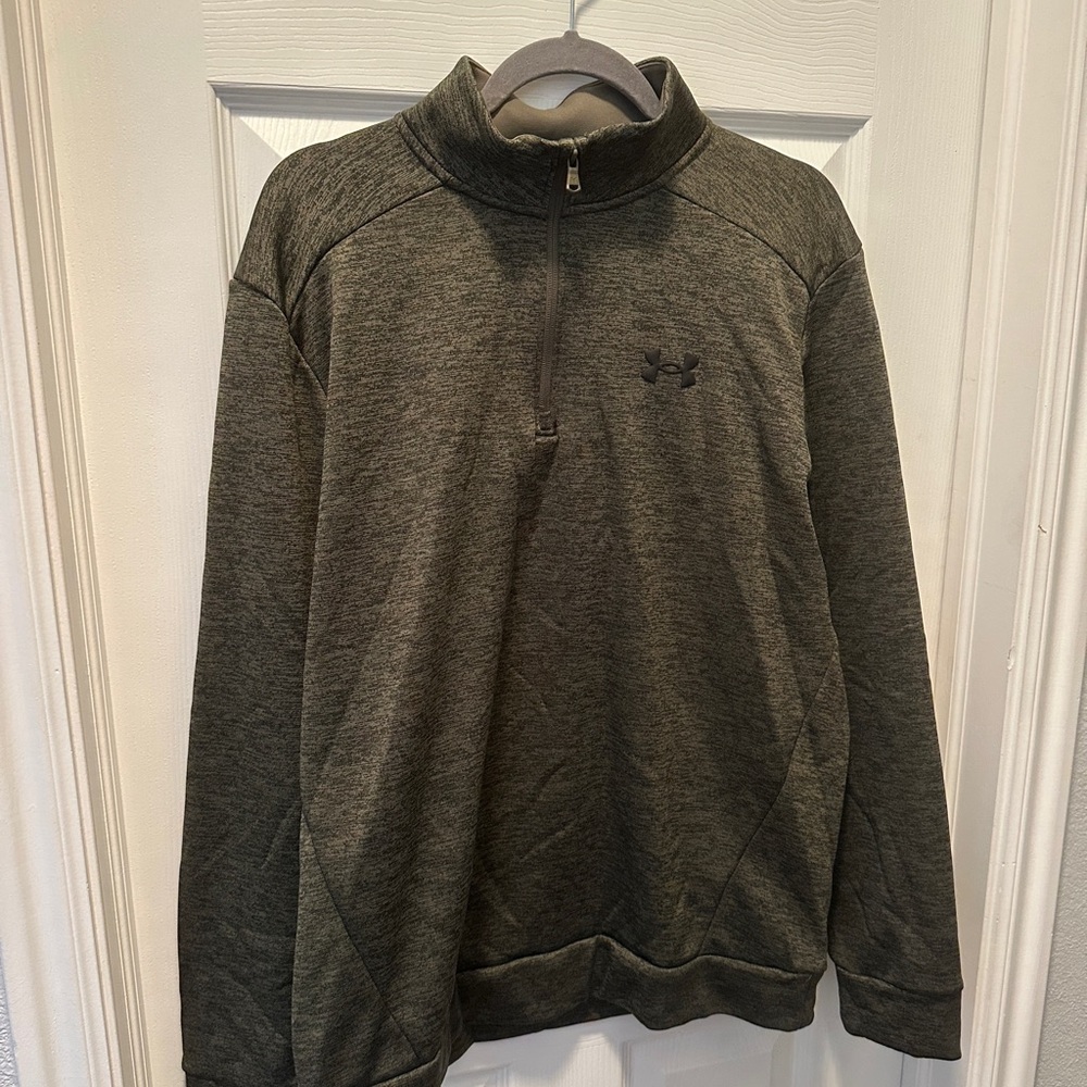 Under Armour Men’s XL 1/4 zip Fleece-Dark Green